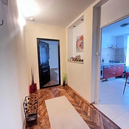 Apartment Mrhost