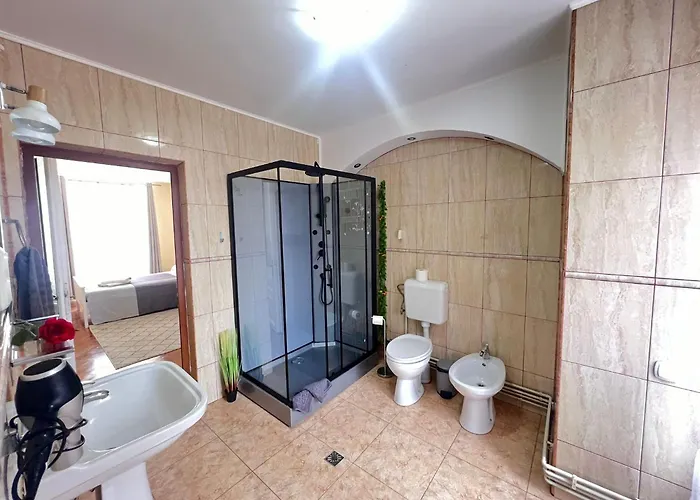 Апартаменти Mrhost